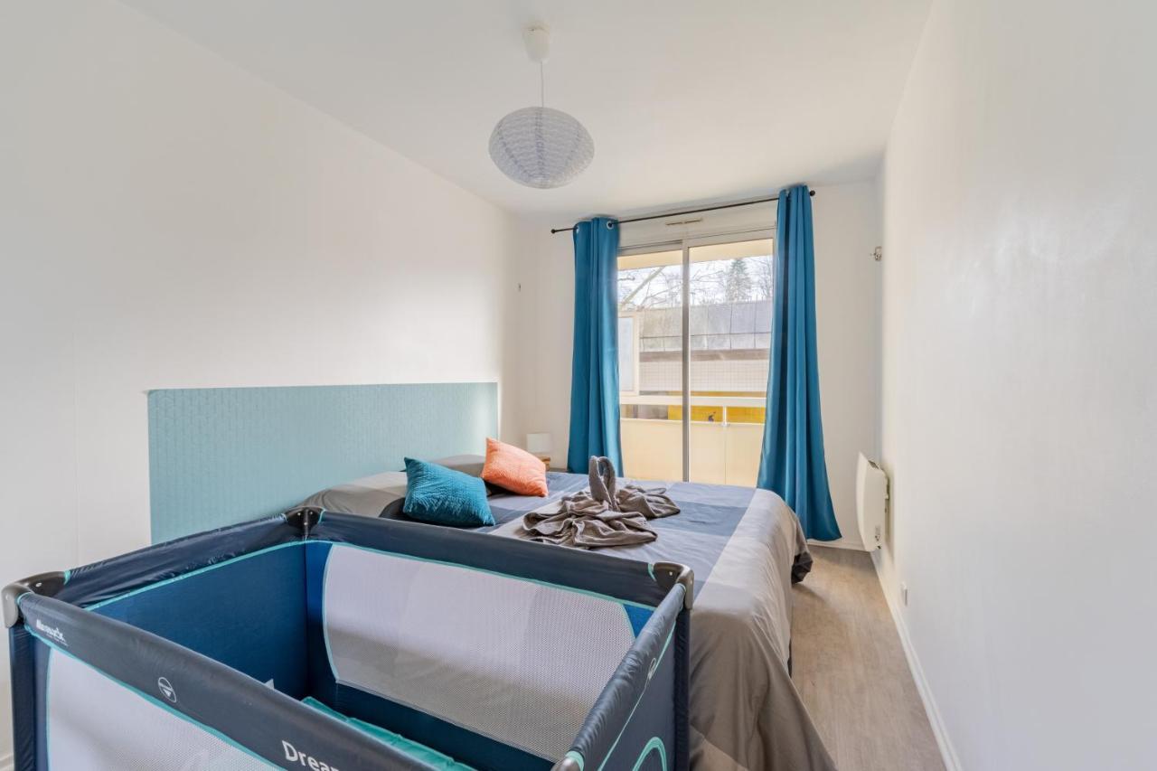 Appart'Hotel Versailles Saint Cyr L'Ecole - Gare Sncf A 100M Et Parking Prive Exterior photo